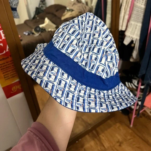 BUD LIGHT bucket hat - Picture 1 of 10